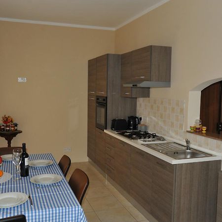 Doms Apartment Tarxien Cameră foto